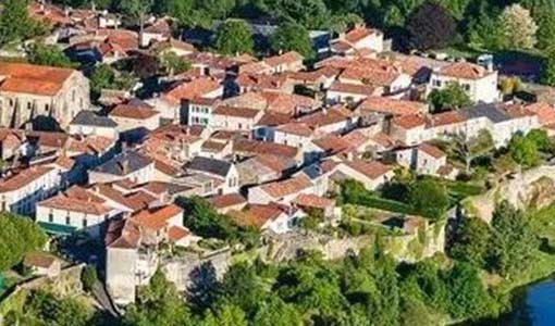 马边回乡建别墅为什么一定要选专业乡墅公司